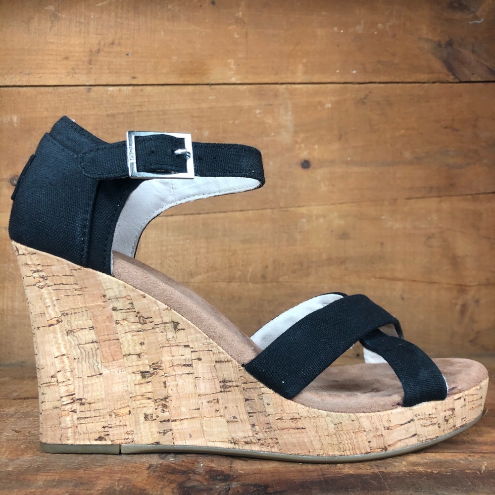 🔥Toms | Black Strappy Cork Wedge Sandals